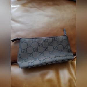 Gucci Signature Cosmetic Bag Perfect Condition Authentic!